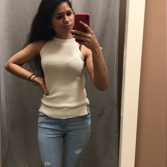 Ann Taylor CROCHET HALTER TOP - Picture 1 of 2